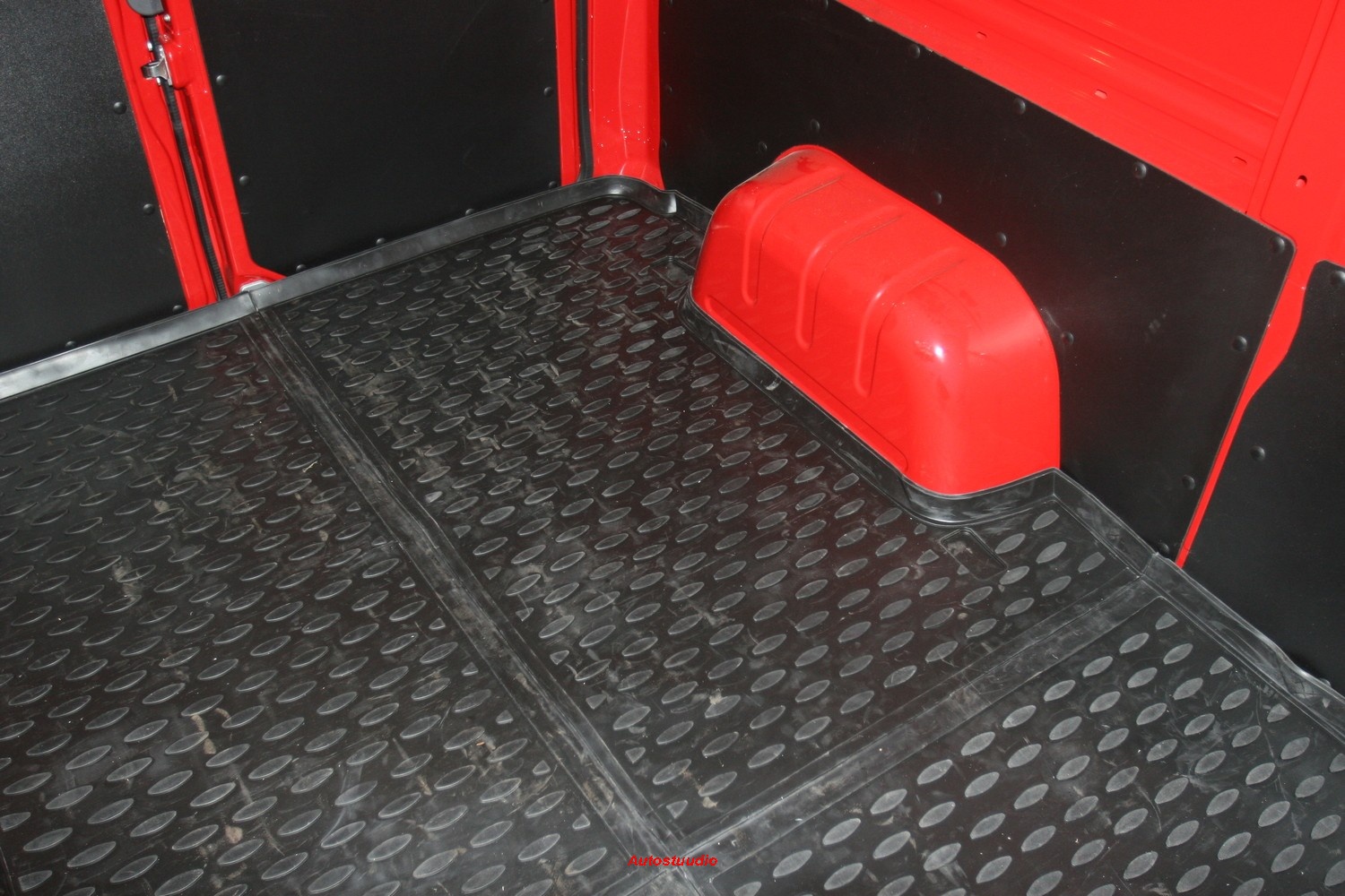 FIAT Ducato 1992-2006, 2007-> pikk furgoon pagasimatt, must